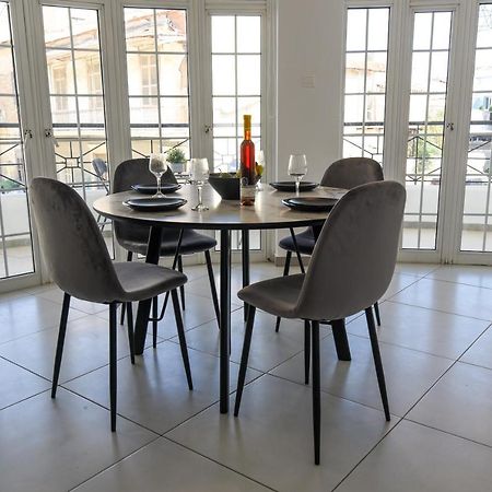 Jana'S 2-Br Apartment In Larnaca Exterior photo